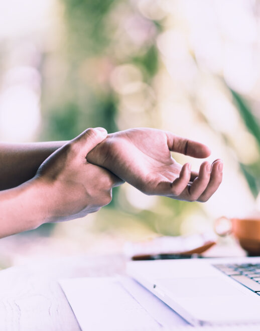 Understanding The Various Causes Of Hand Pain