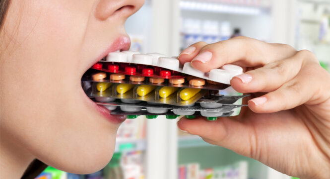 5 Primary Factors That Fuel Painkiller Addiction